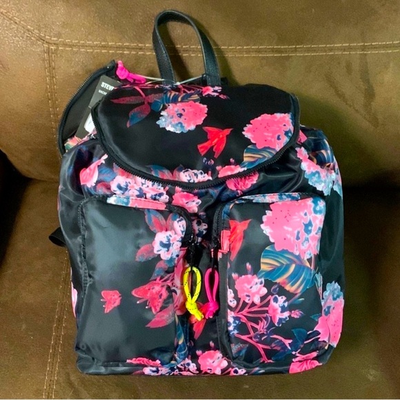 STEVE MADDEN BILLY BLACK FLORAL 2-FOR-1 BACKPACK & BELT BAG - Picture 8 of 11